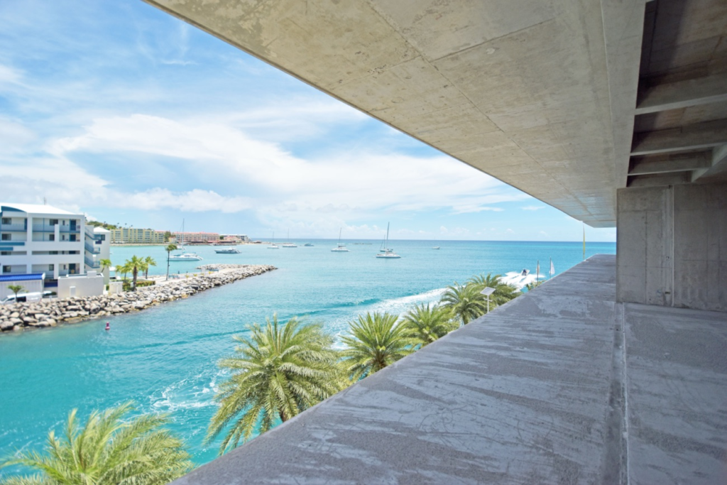 SX investment real estate in Sint Maarten and Saint Martin